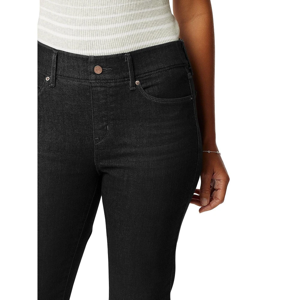 Levi Strauss Signature™ Women’s Shaping Perfect Pull-On Straight Jeans (Online only)