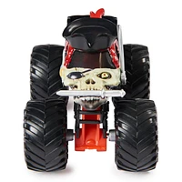 Monster Jam, Official Pirate’s Curse Vs. Megalodon Die-Cast Monster Trucks, 1:64 Scale, Kids Toys for Boys Ages 3 and up