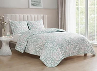 Kristina 3 Piece Reversible Quilt Set