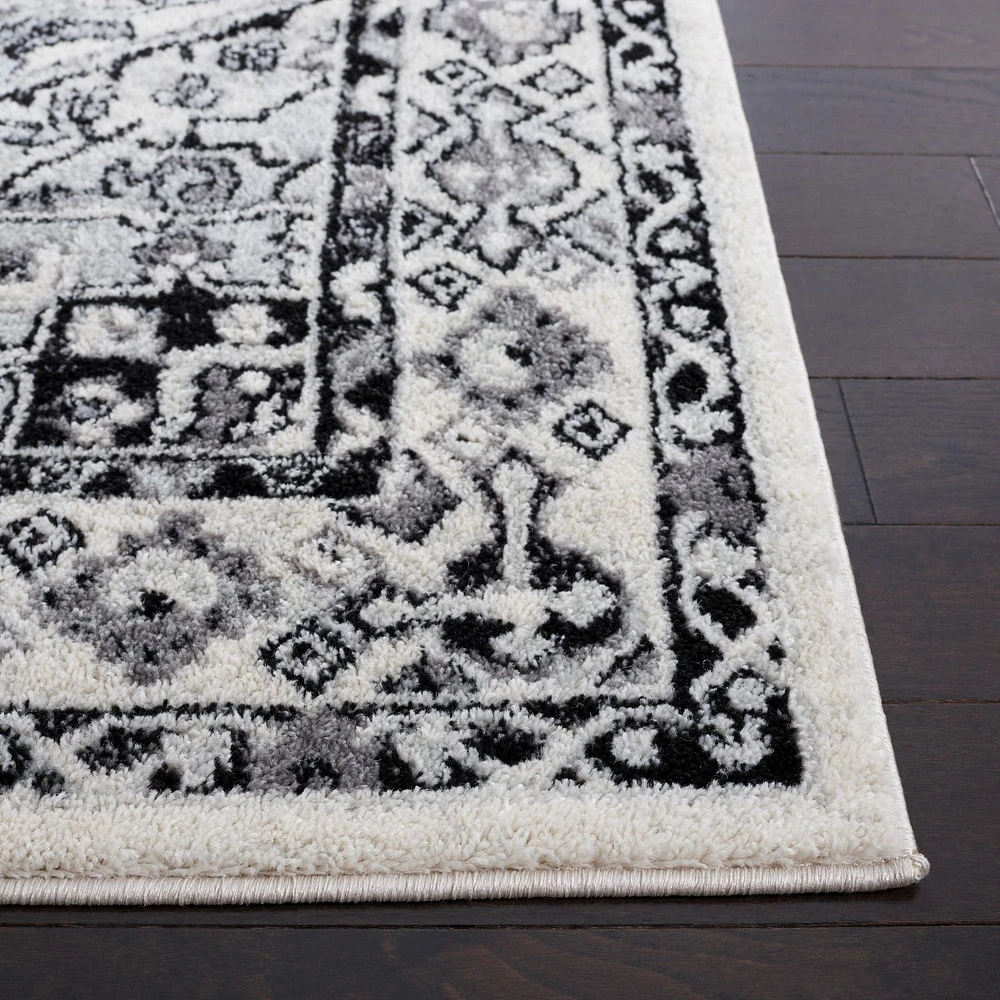 SAFAVIEH Tulum Rylie Traditional Area Rug