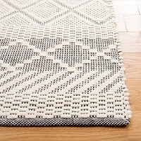 SAFAVIEH Natura Aaron Bohemian Area Rug