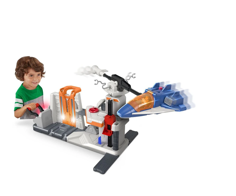 Imaginext Lift & Launch Star Command Playset feat. Disney and Pixar Lightyear