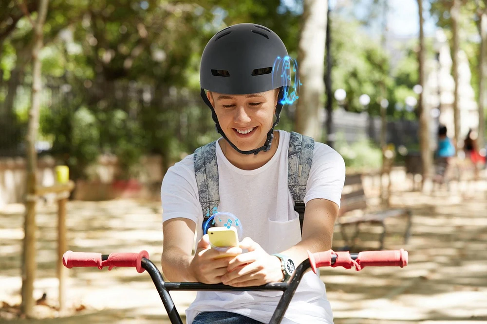 Dimensions Bluetooth Kids Helmet