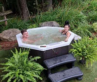 Muskoka 5-Person 14-Jet Plug & Play Acrylic Hot Tub