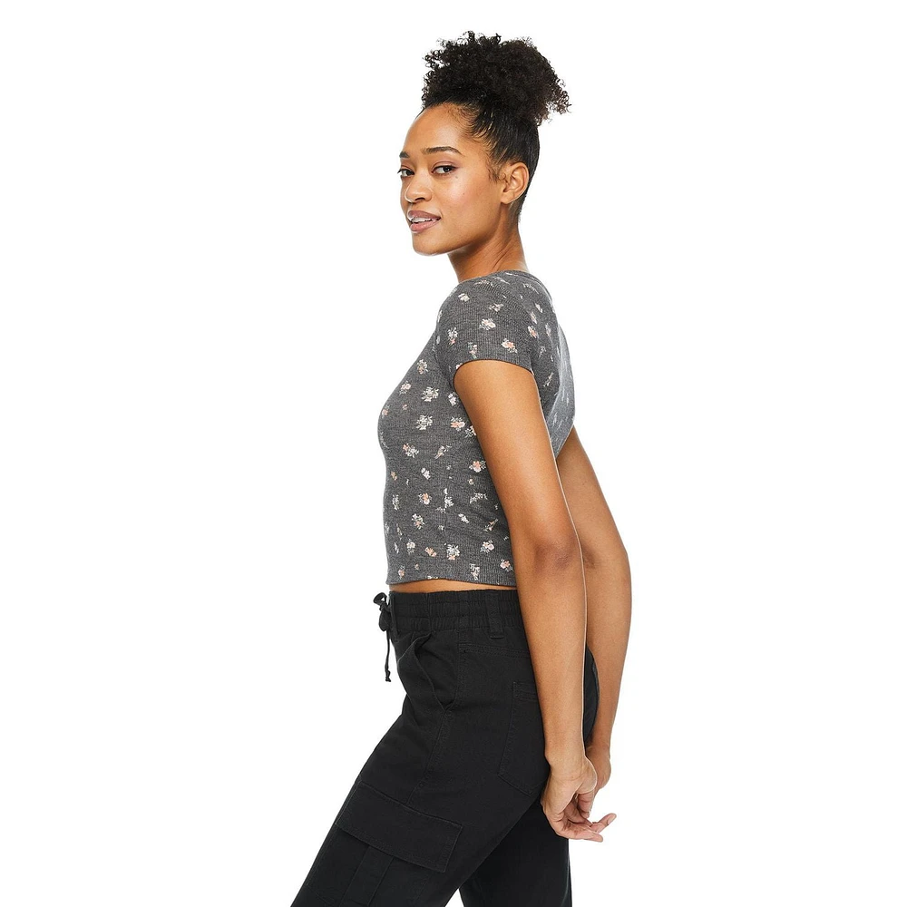 T-shirt henley No Boundaries pour femmes Tailles TP–TTG