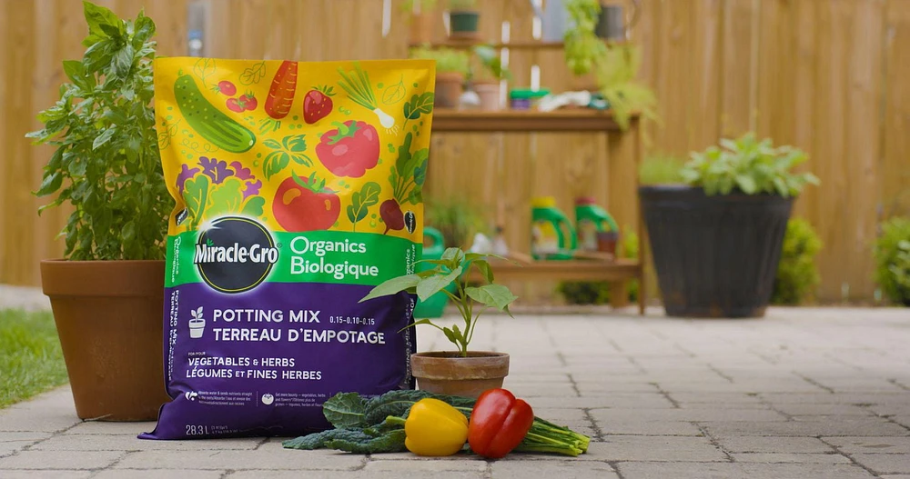 Miracle-Gro Organics Potting Mix  25L