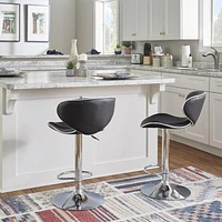 Seith Barstool, Black