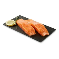 Portions de saumon de l’Atlantique canadien Mon marché fraîcheur, 2 morceaux, 0.26 - 0.31 KG