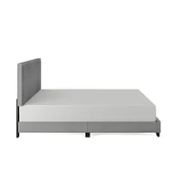 Lit plateforme rembourré Skylar avec garniture de tête de clou, par Hillsdale Living Essentials