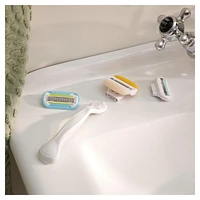 Gillette Venus ComfortGlide plus Olay Coconut Women's Razor Blade Refills