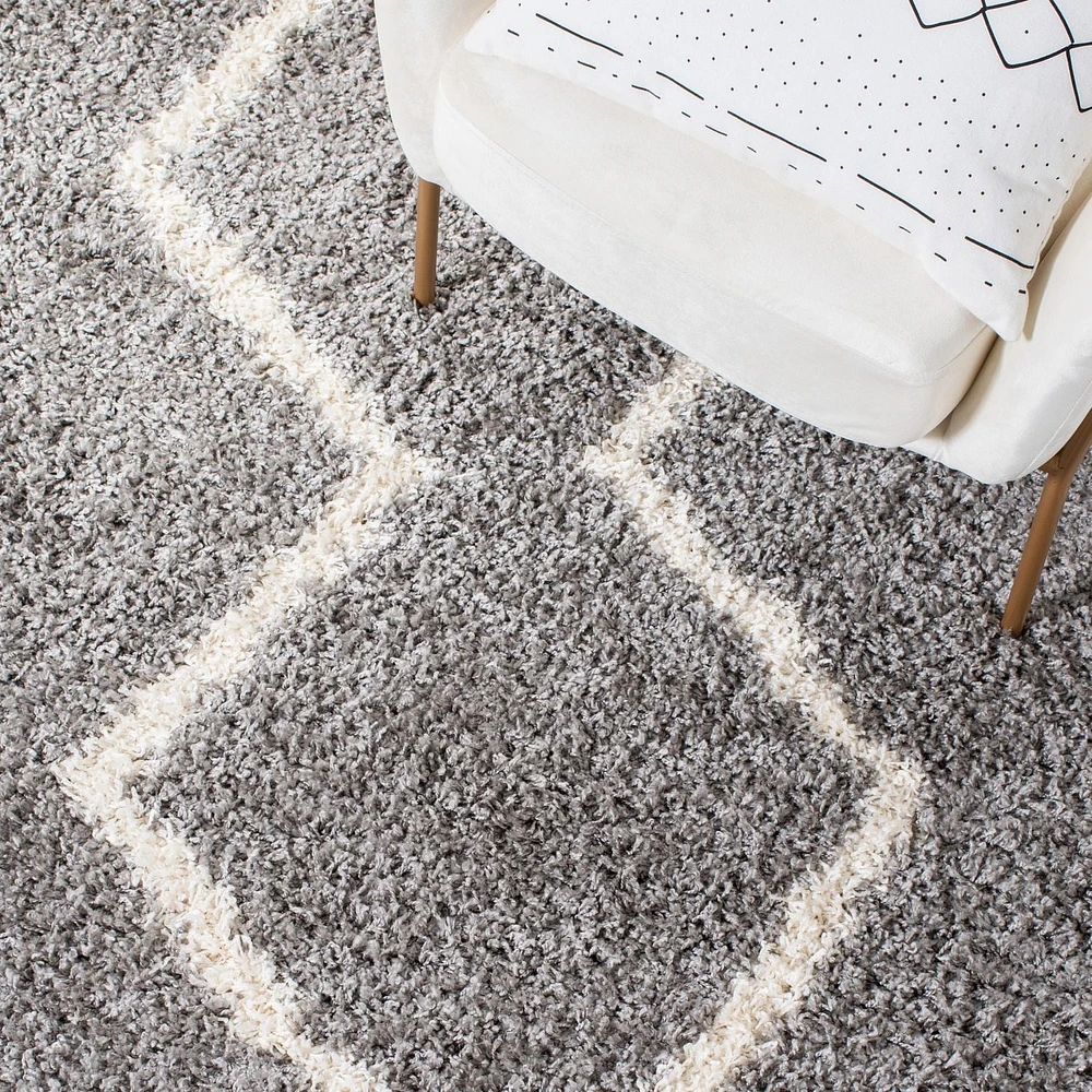 Safavieh Venus Carleen Tapis Chevron Shag