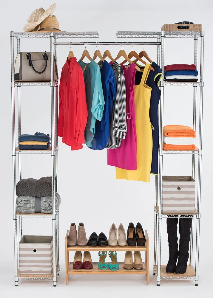 Rangement extensible pour placard TRINITY EcoStorage | 142 à 198 cm de larg. x 35 cm de prof. X 213 cm de haut. (56 à 78 po de larg. x 14 po de prof. x 84 po de haut.) | Chrome