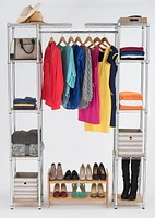 Rangement extensible pour placard TRINITY EcoStorage | 142 à 198 cm de larg. x 35 cm de prof. X 213 cm de haut. (56 à 78 po de larg. x 14 po de prof. x 84 po de haut.) | Chrome