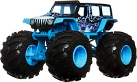 Hot Wheels Monster Trucks, Oversized Monster Truck in 1:24 Scale
