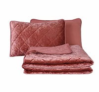Swift Home Diamond Velvet Quilt Set