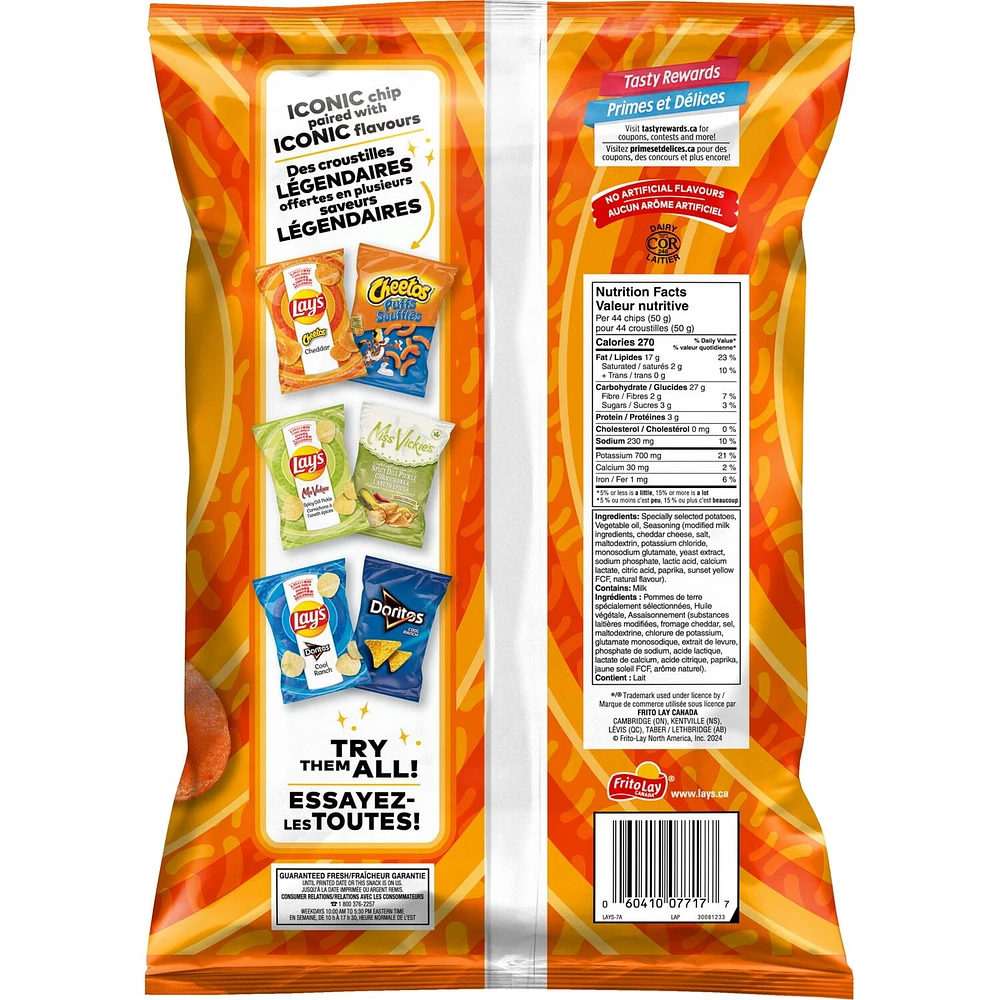 Lay’s Cheddar Flavoured Potato Chips, 220 g.