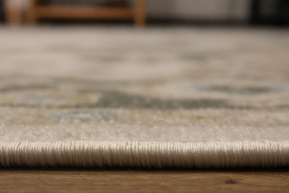ECARPET Gloria 5'0" x 8'0" Traditional Area Rug for Living Room, Bedroom, Dining Room, Entrance, Hallway and More.