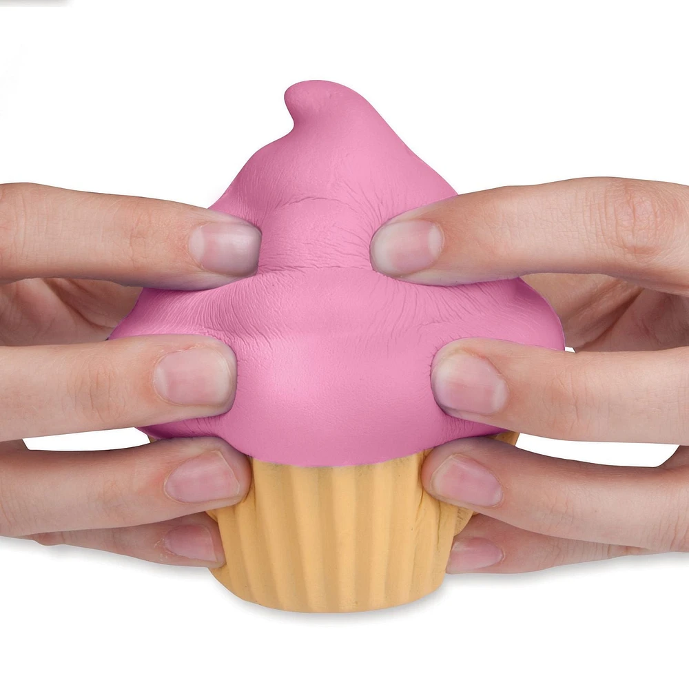 Jouet petit gâteau à la framboise Soft'n Slo Squishies de The Orb Factory
