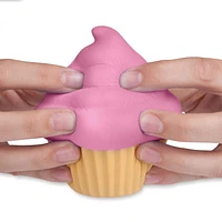 Jouet petit gâteau à la framboise Soft'n Slo Squishies de The Orb Factory