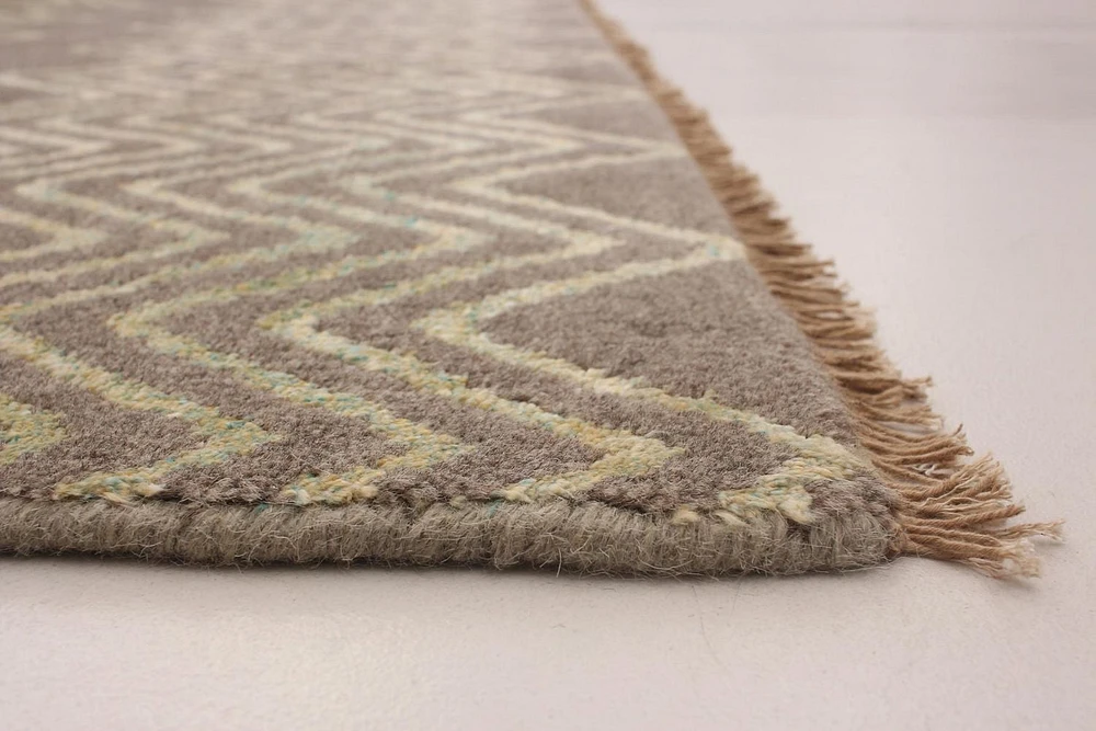 ECARPETGALLERY 5'1" x 8'2" Moroccan Eternity Hand-knotted Area Rug for Living Room, Dining Room and Bedroom in Grey