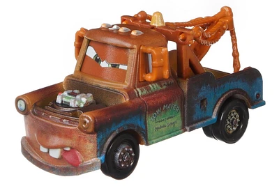 Véhicule Disney Pixar Cars Fighting Face Mater en métal moulé sous pression des films «Les Bagnoles»