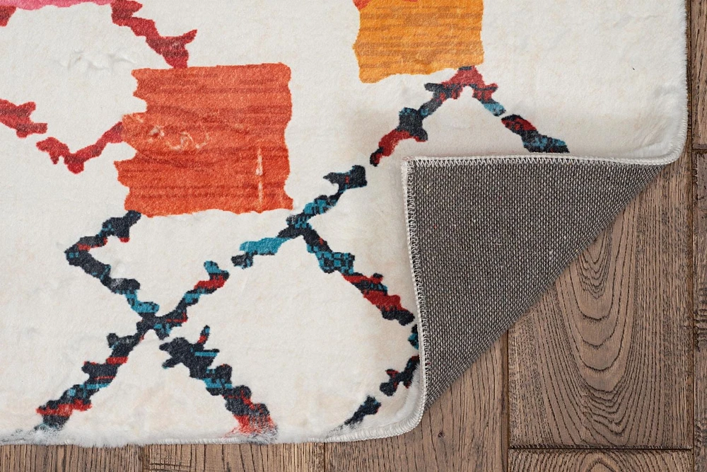 Tapis Motif Faux Lapin Roboto ivoire & multi de 5 pi x 7 pi
