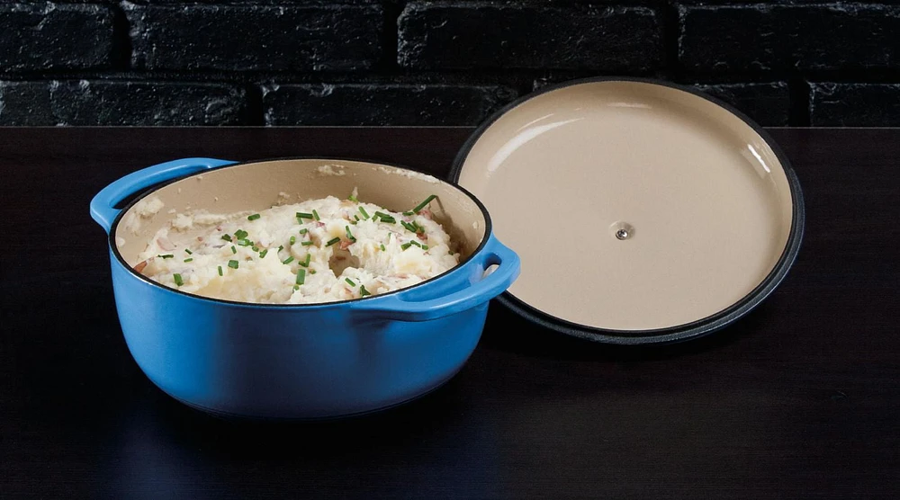 Lodge Enamel Dutch Oven, Blue - 4.5 quart.