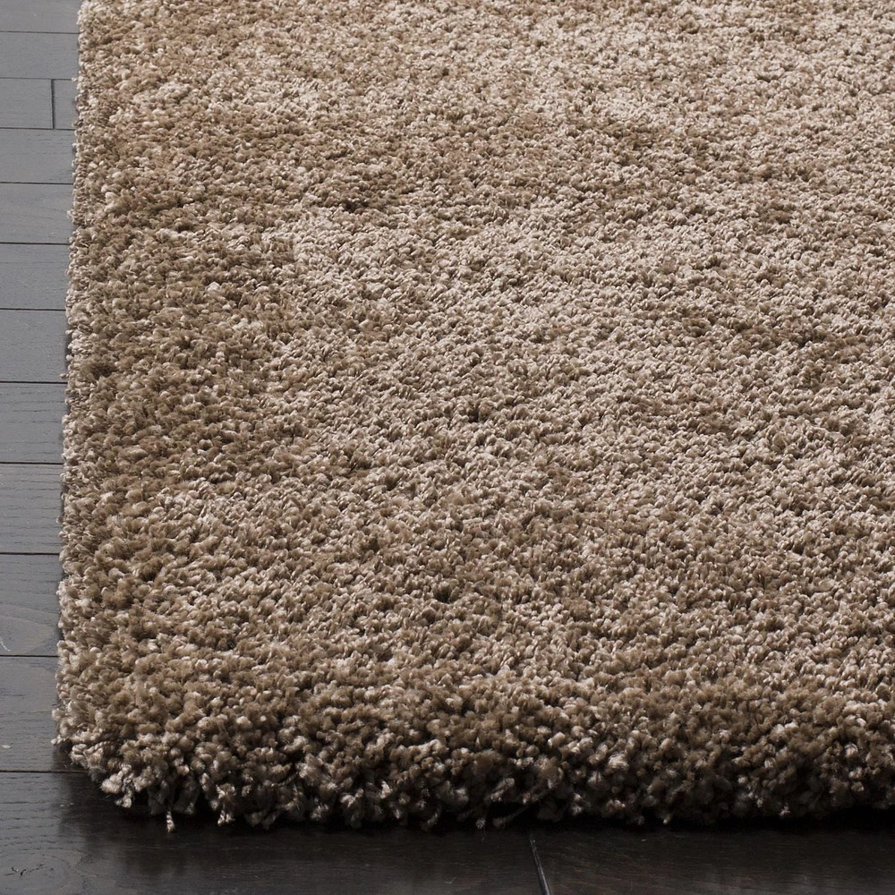 Safavieh Milan Harlow Tapis Peluche Solide Shag