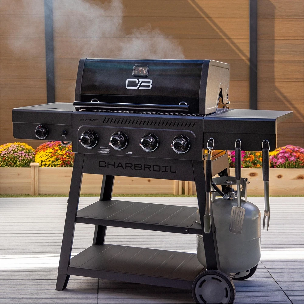 Barbecue à gaz Performance Series FlavorMax 4 brûleurs sur chariot, avec brûleur latéral Performance Series FlavorMax 4 brûleurs