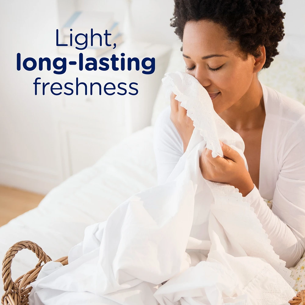 Downy Light Laundry Scent Booster Beads, Ocean Mist Scent, In-wash fabric beads designed to be gentle with a light boost of scent, No Heavy Perfumes, 680G