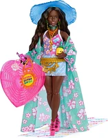 Barbie – Extra Fly– Poupée Voyage, tenue de plage