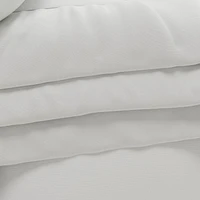 Duvet alternatif en plumes équilibrant la température Sealy Duvet alternatif à la plume