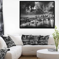 Design Art Amazing Night in New York City Framed Canvas Art Print