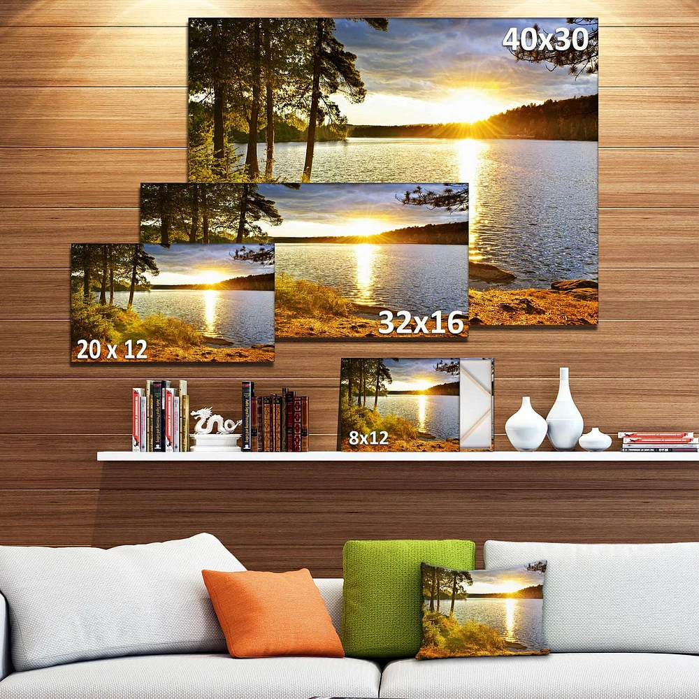 Designart Belle vue sur le coucher de soleil sur le lac Art mural sur toile