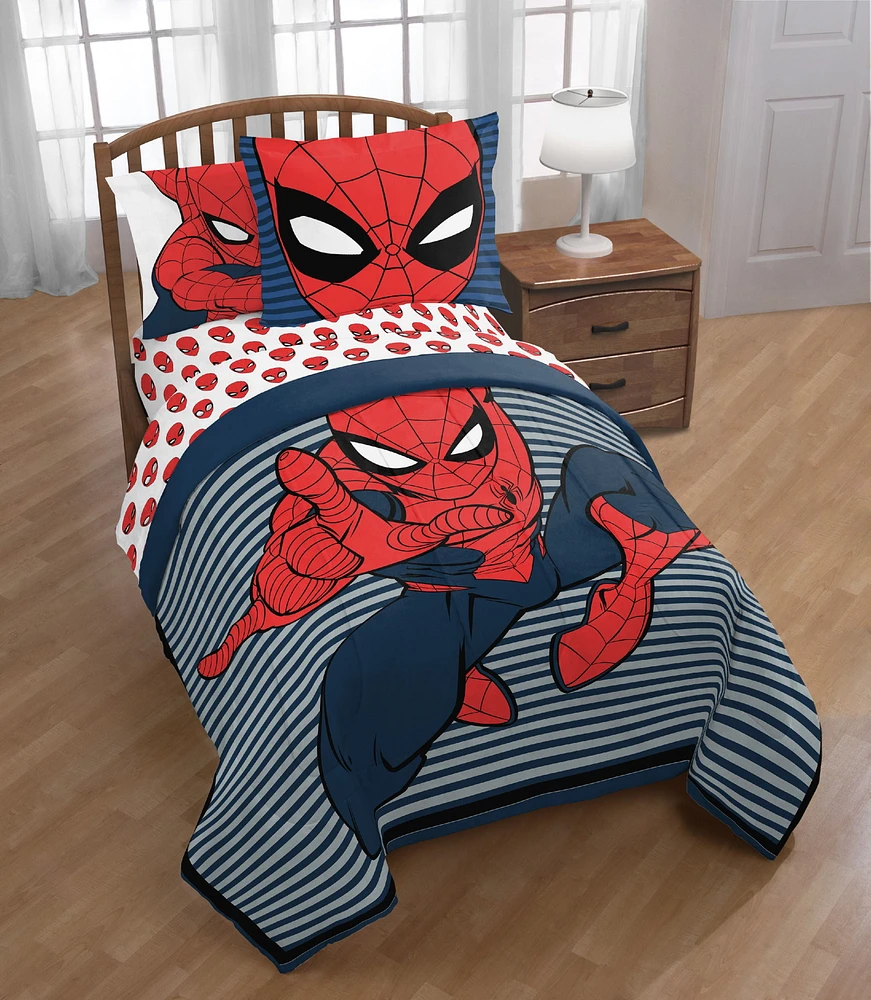 Marvel Spider-Man 'Stripes' Twin/Full Reversible Comforter, 100% Polyester
