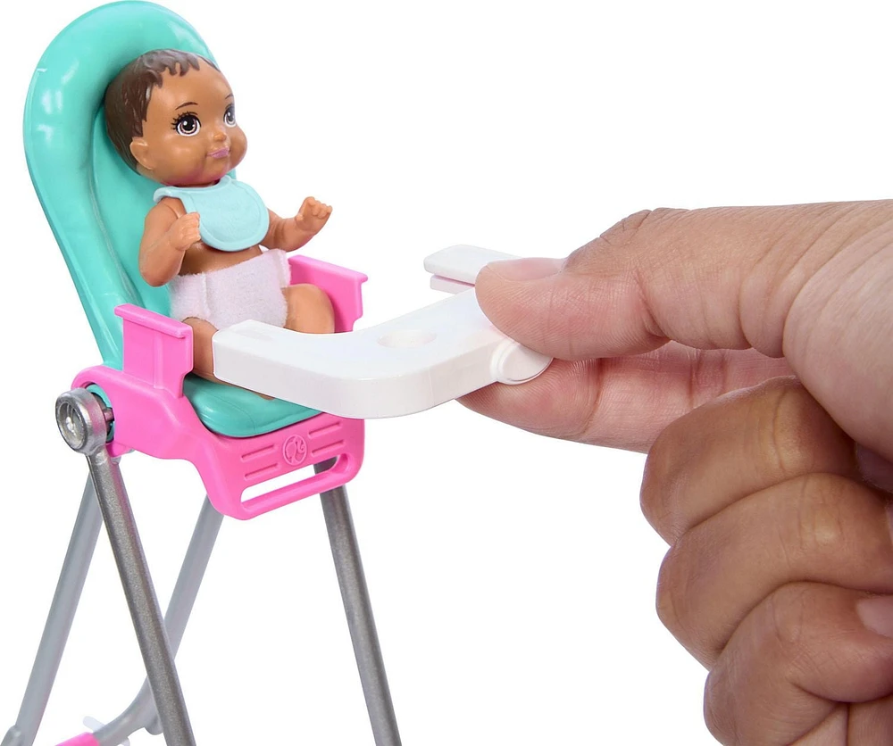 Barbie – Poupées et Coffret Skipper Babysitters Inc