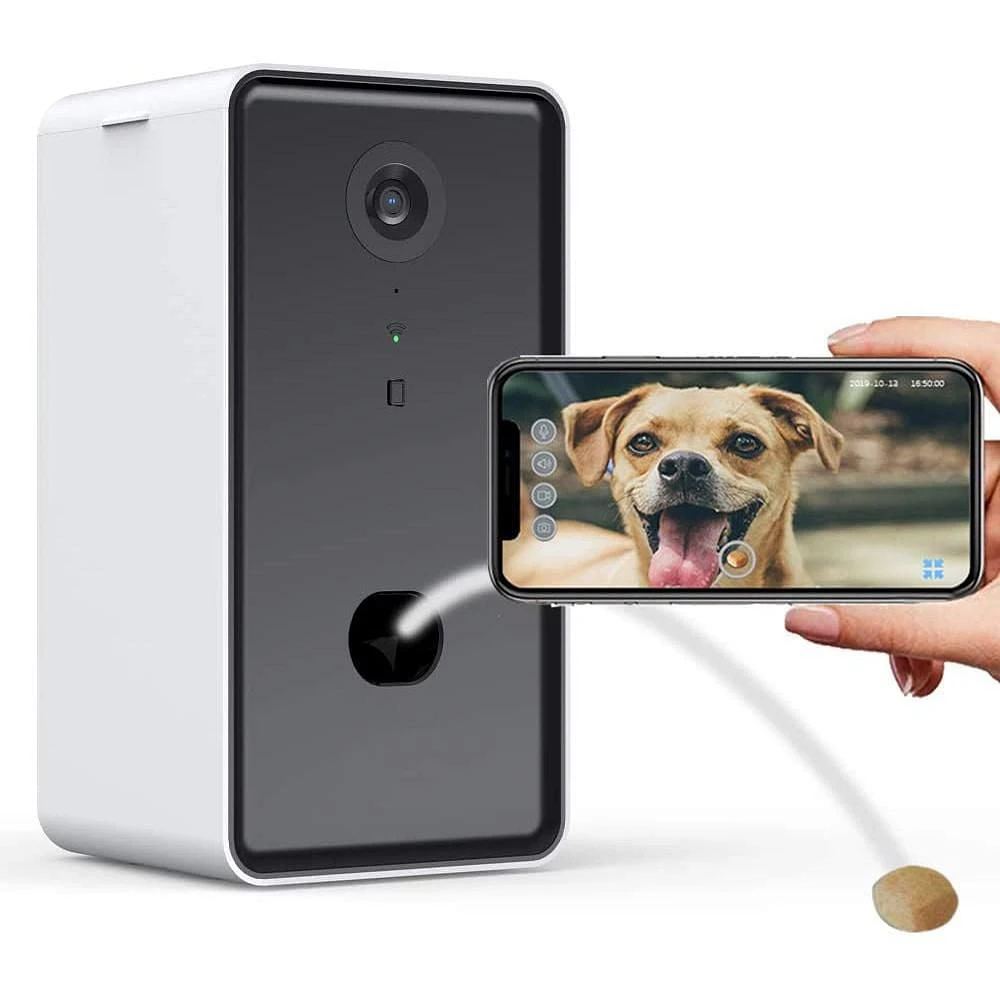 Smart Pet dispenser, pet snack dispenser