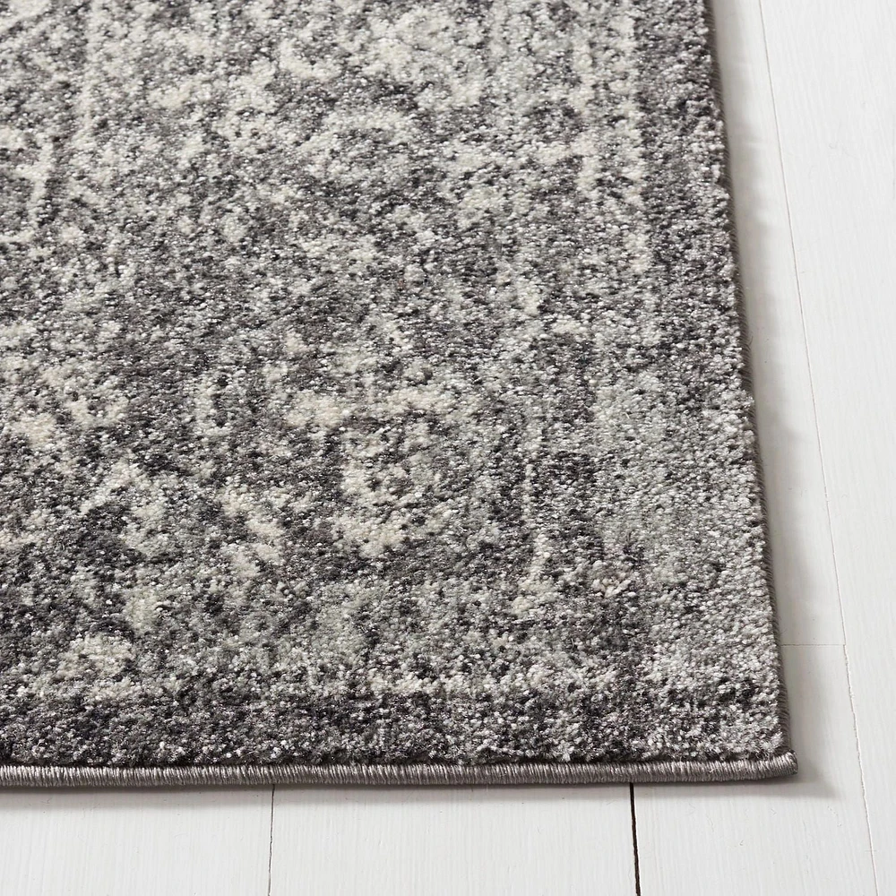 Safavieh Evoke Trena Traditional Area Rug