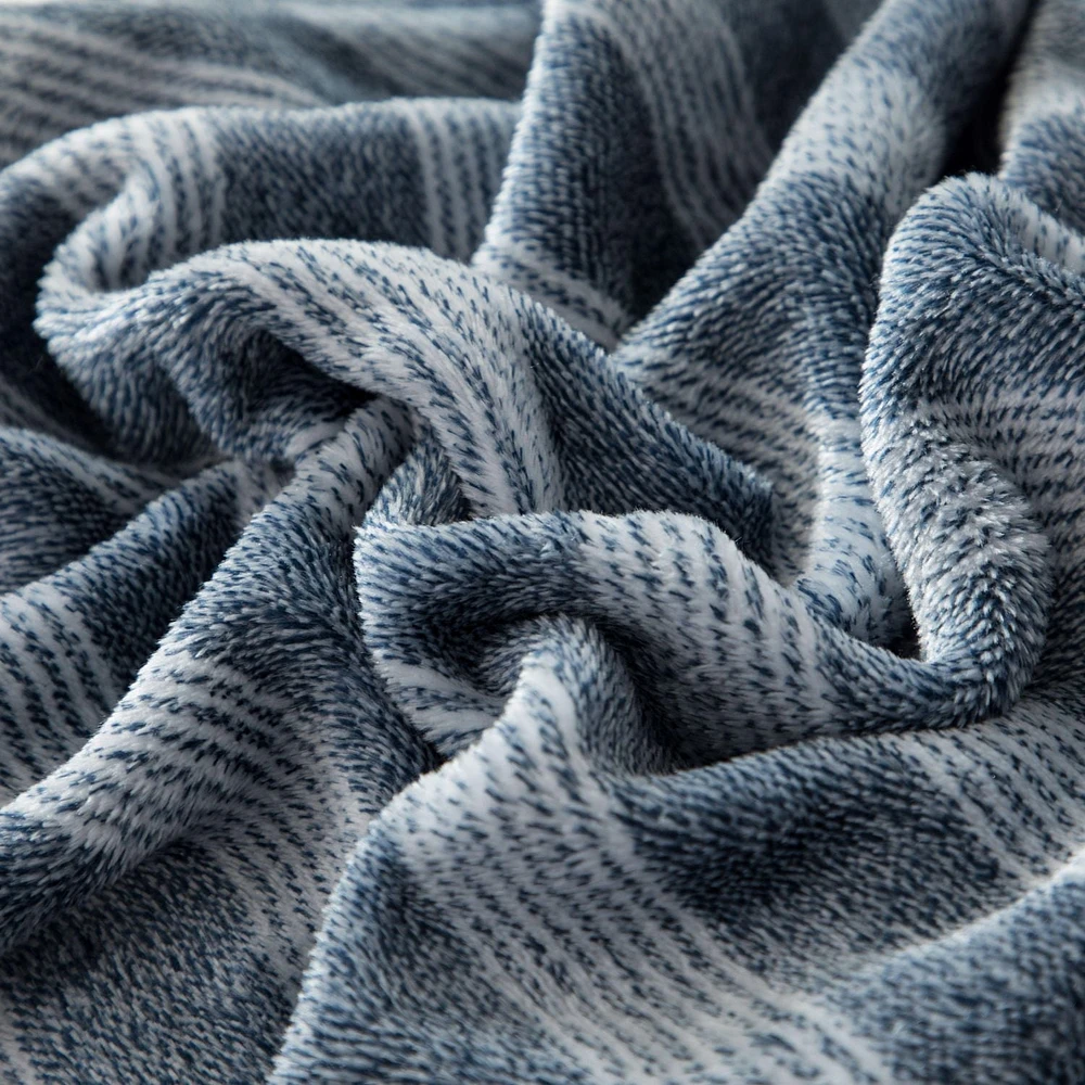 Couverture en peluche cationique Mainstays Taille : 1 place - Très grand