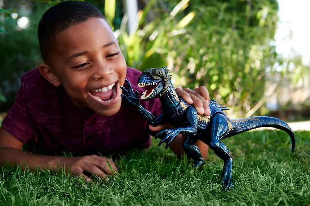 Jurassic World Traque et Attaque Figurine Indoraptor