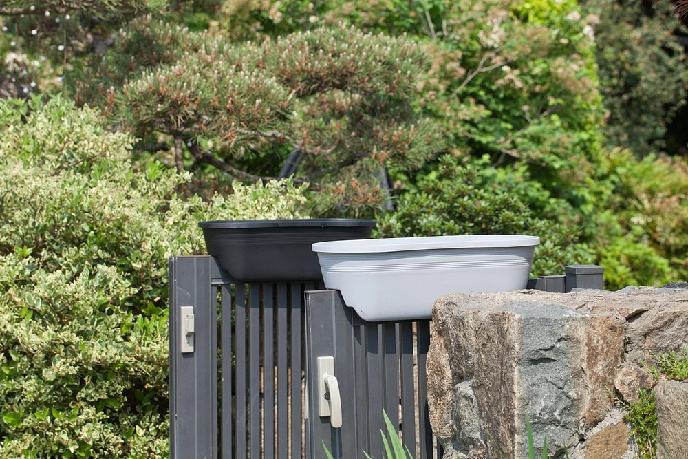 Hometrends Jardinière de 61 cm pour dessus de rambarde Jardinière de 61 cm pour dessus de rambarde