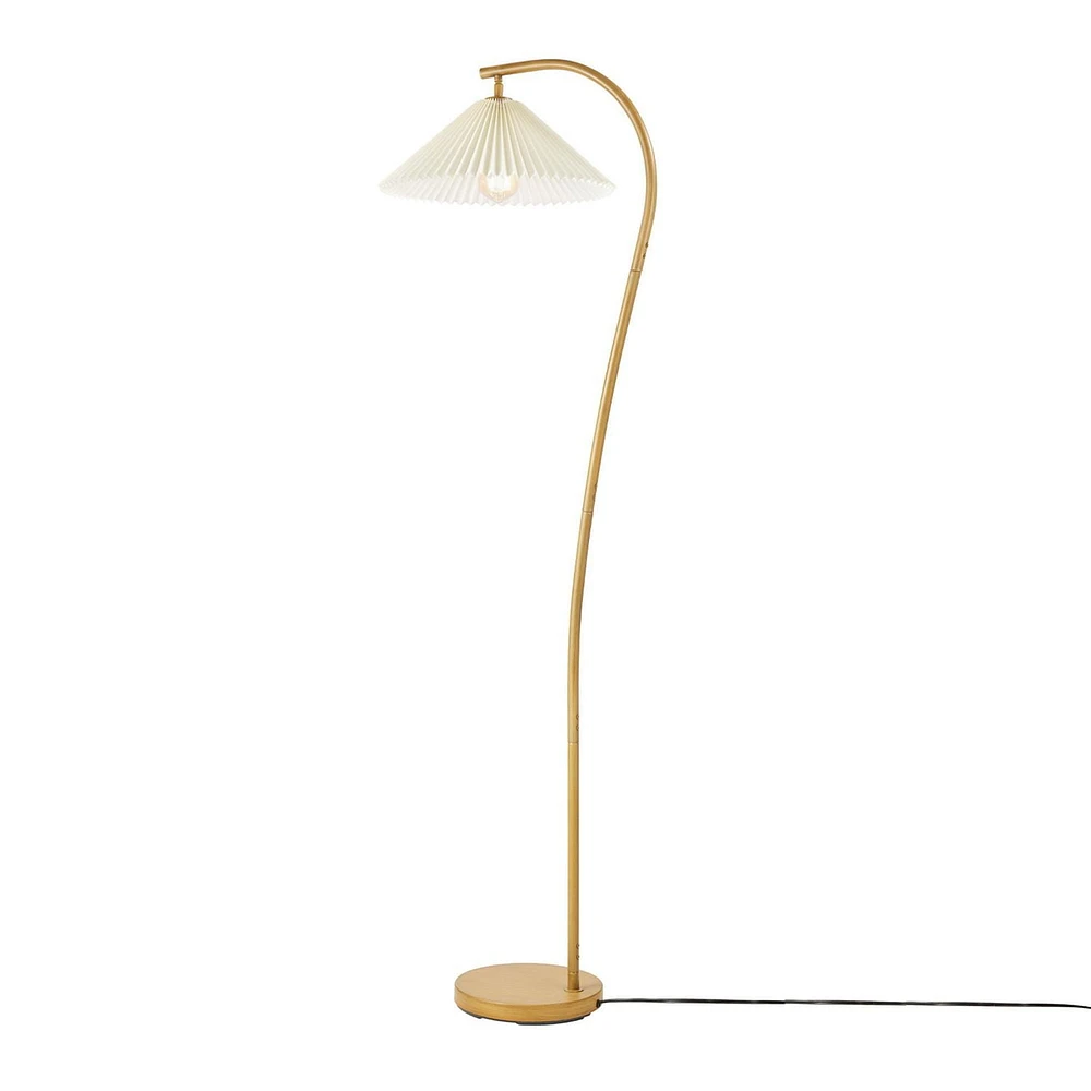 Lampe sur pied de 1,57 m (62 po) de Novogratz x Globe couleur bois avec abat-jour en tissu plissé blanc cassé<br>