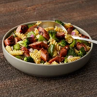 Club House La Grille Montreal Chicken Seasoning, 675 g, Club House® La Grille®, Montreal Chicken Seasoning is a robust blend of spices and herbs.