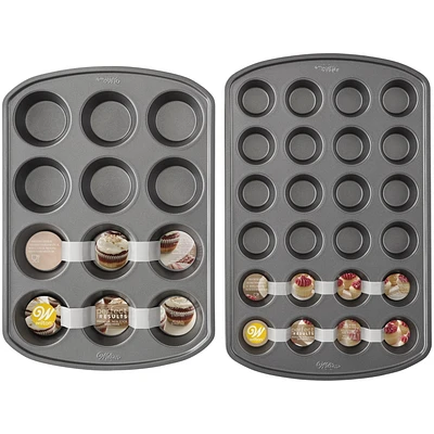 Ensemble de moules à muffins antiadhésifs de qualité supérieure Perfect Results Wilton, 2 pièces