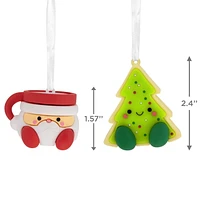Décorations Hallmark de Noël (Tasse de lait pour le père Noël et biscuit, peluches magnétiques Better Together), ensemble de 2 peluches