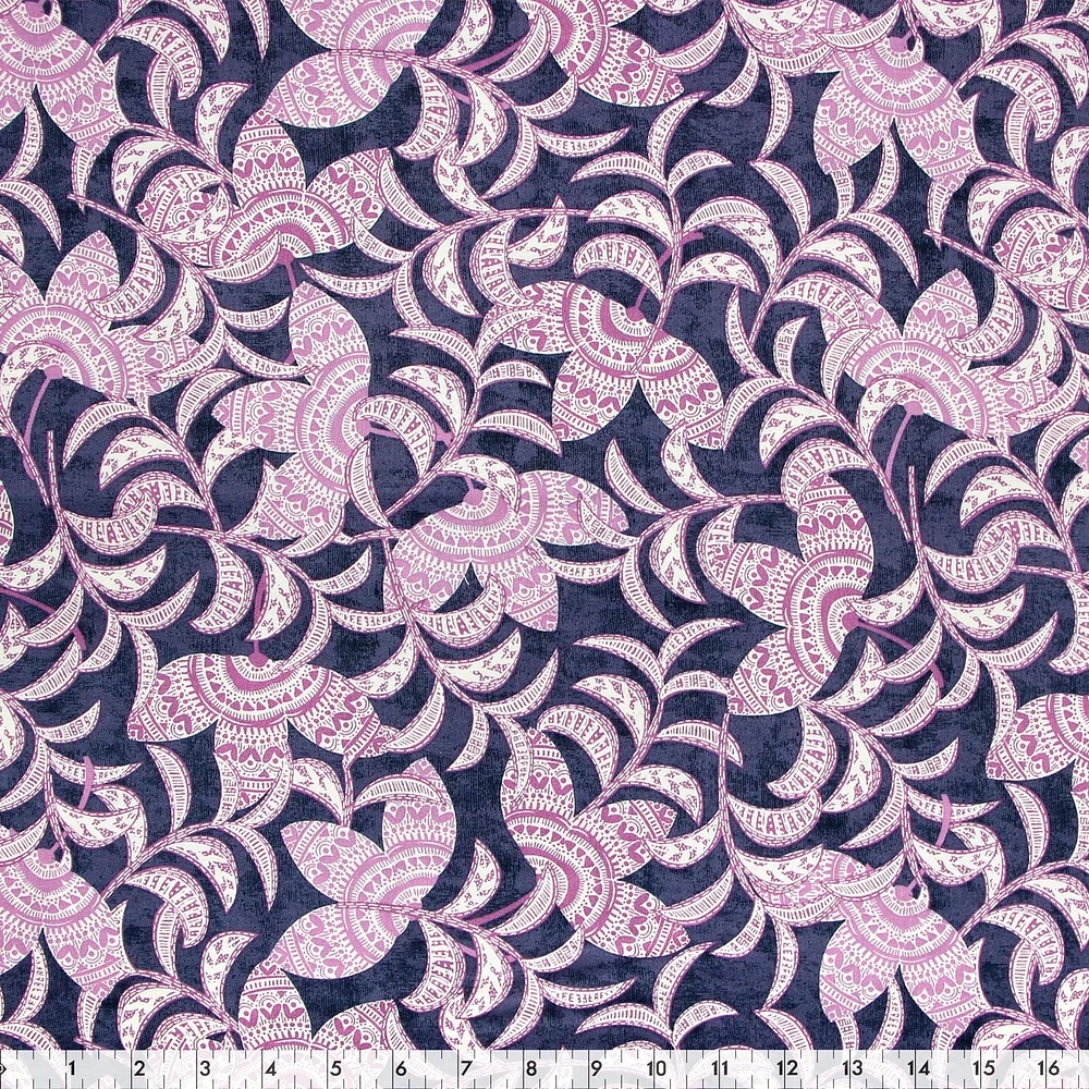 Tissu pré-coupé Fat Quarter de Fabric Creations à motif de feuilles rose en bleu - 18" x 21" / 45cm x 53cm 18" x 21" / 45cm x 53cm