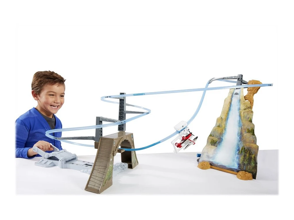 Disney Planes Fire & Rescue Action Shifters - Piston Peak Air Attack Track Set