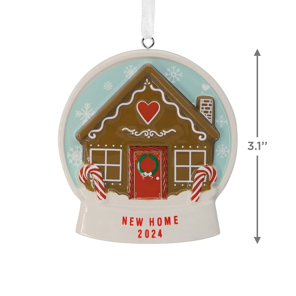 Décoration Hallmark de Noël (Boule à neige, maison de pain d'épices, 2024, céramique)