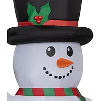 Bonhomme de neige gonflable avec un haut-de-forme