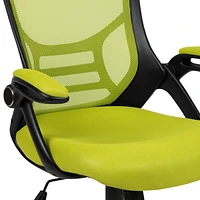 Chaise de bureau ergonomique pivotante en maille verte à dossier haut avec cadre noir et bras rabattables